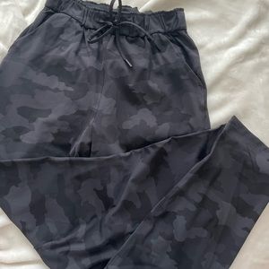 lulu lemon joggers black camo